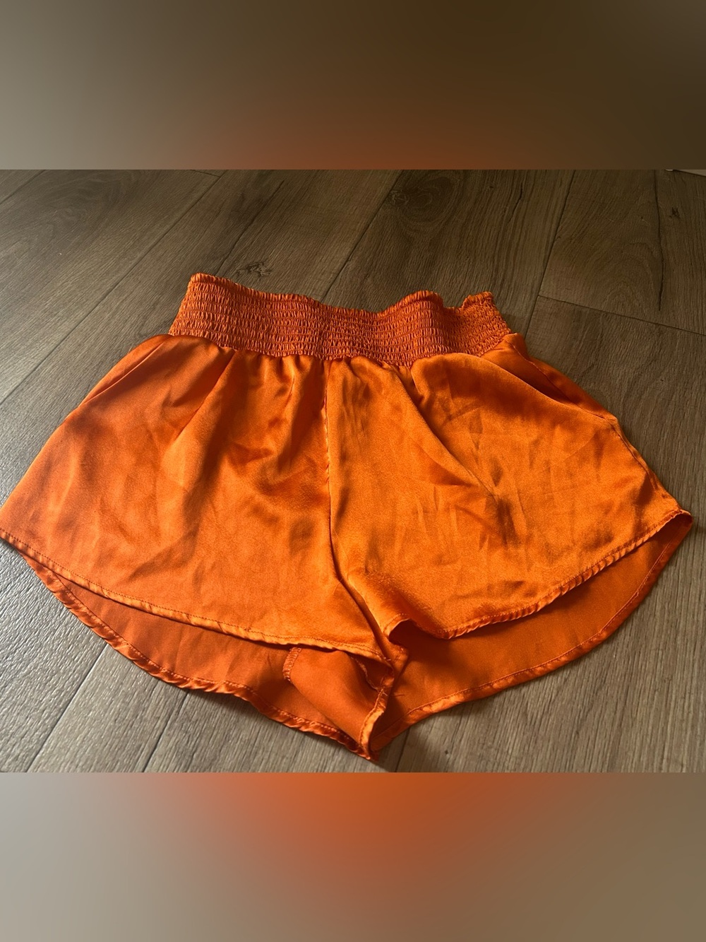 Dizzy Lizzy Women's Silk Elastic-Waist Orange Shorts